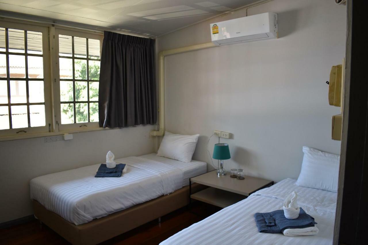 Maya Bed And Food Hostel Chiang Mai Eksteriør bilde