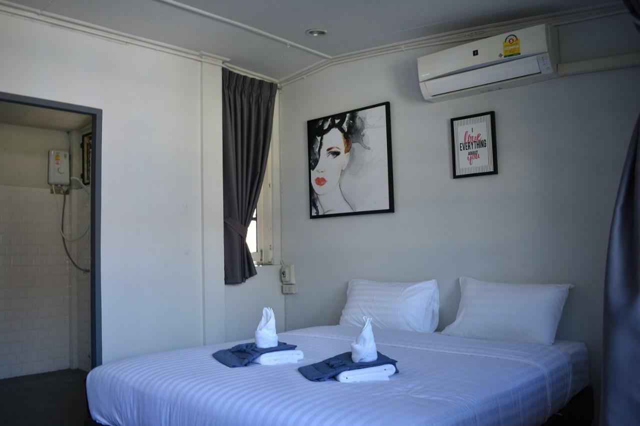Maya Bed And Food Hostel Chiang Mai Eksteriør bilde