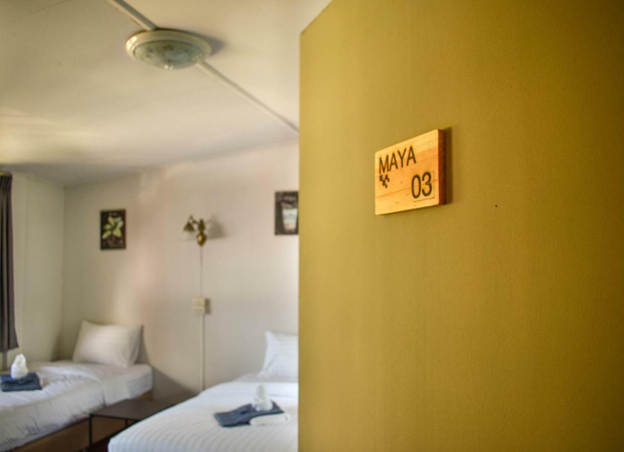 Maya Bed And Food Hostel Chiang Mai Eksteriør bilde