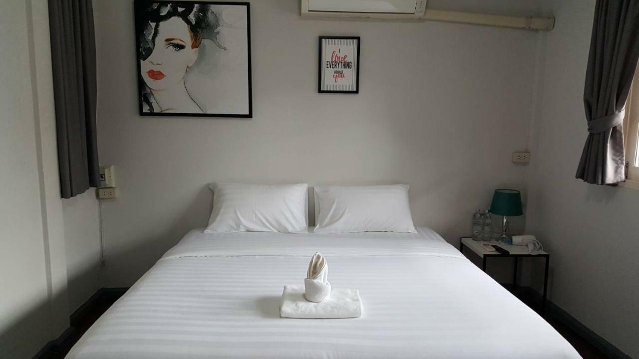 Maya Bed And Food Hostel Chiang Mai Eksteriør bilde